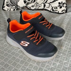 Sketchers Athletic Shoes